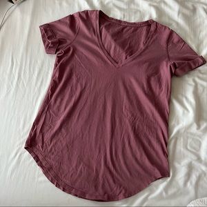 Lululemon Love Tee II in Figue